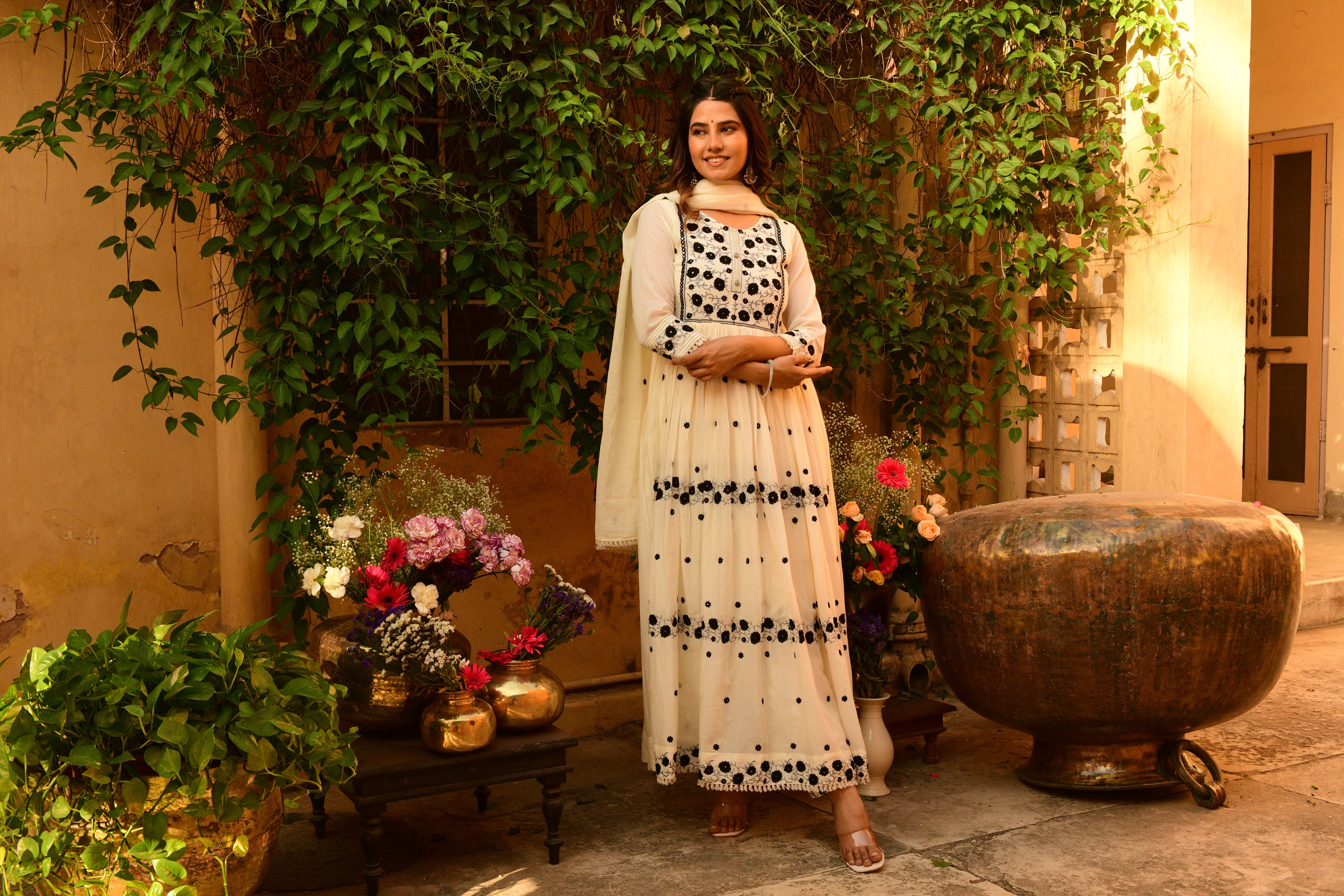 Embroidered Round Neck Kurta With Dupatta - Suit Set - Shilpi Handicrafts