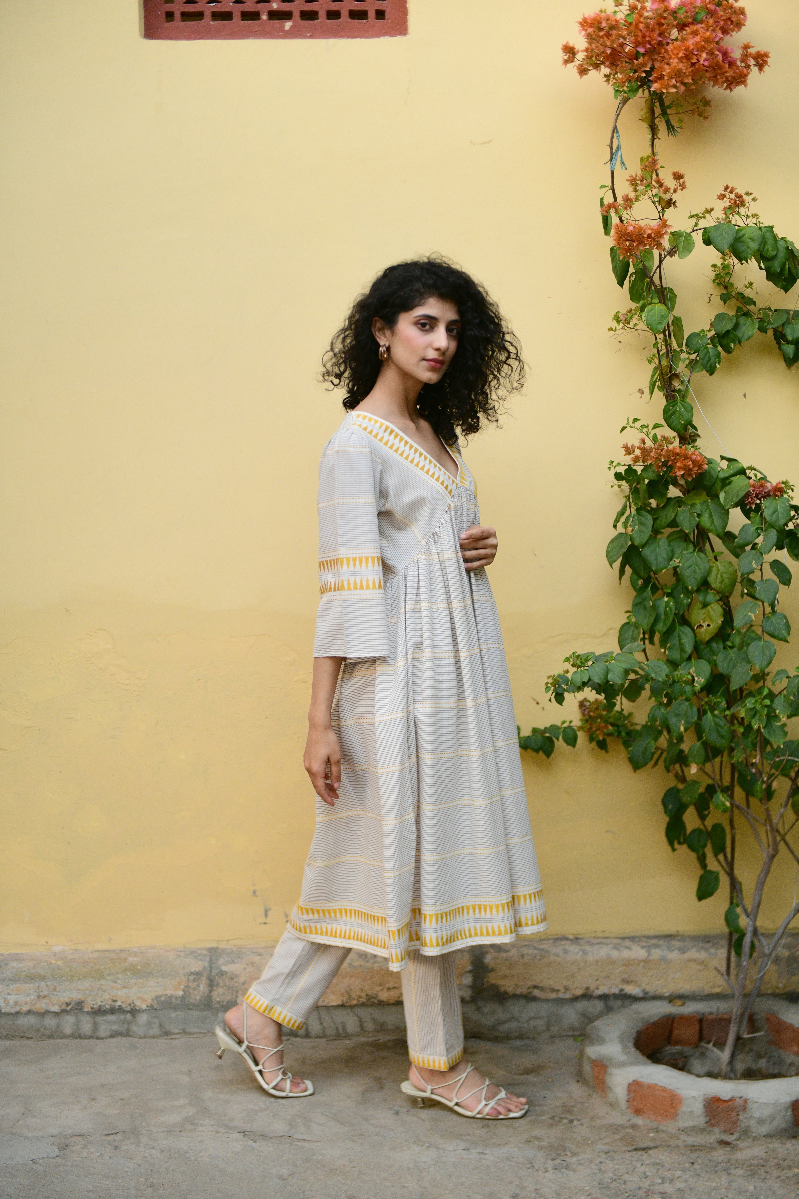 Aaravi Hand Block Printed Cotton Kurta Set - Shilpi Handicrafts