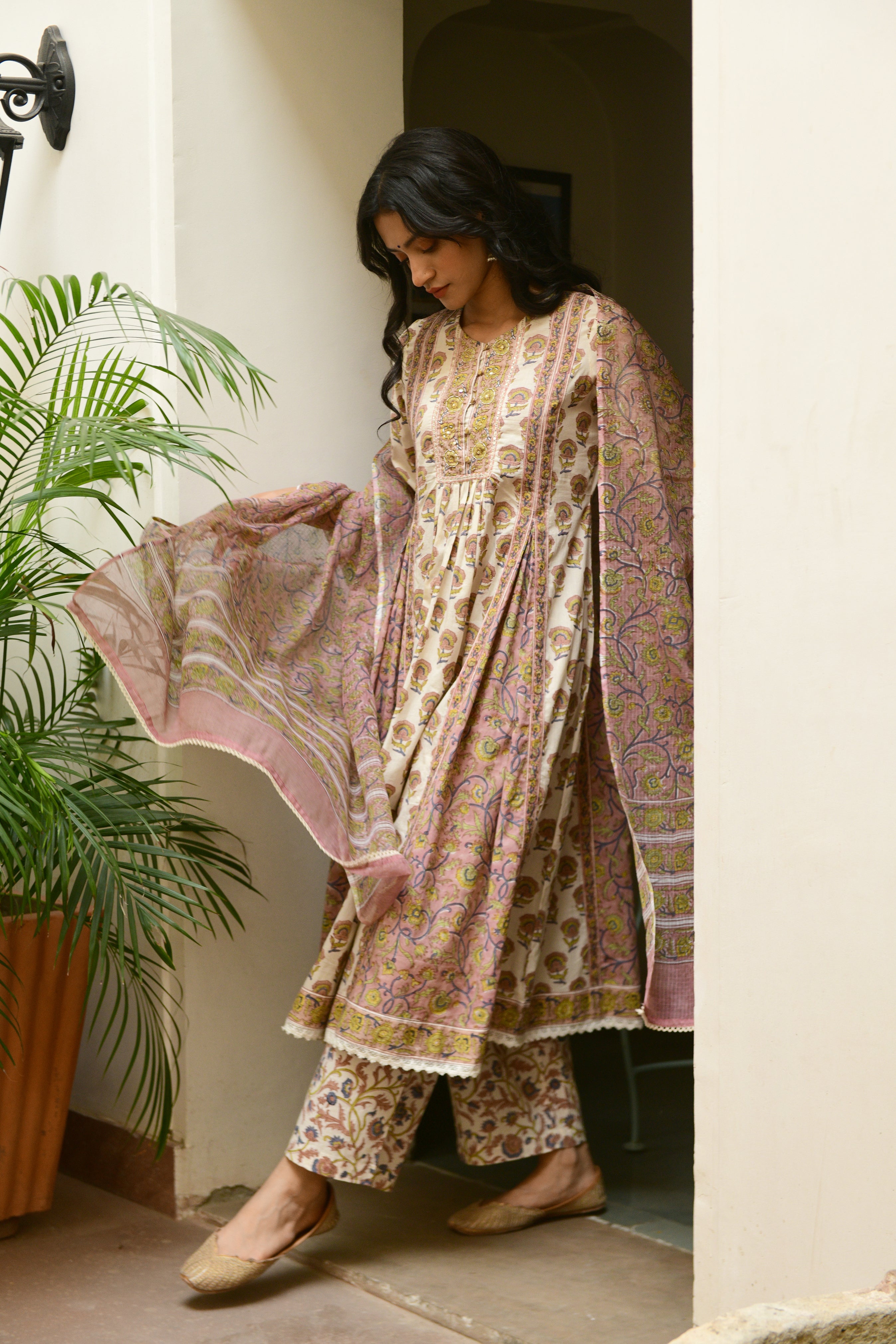 Aaravi Beige Suit Set - Shilpi Handicrafts