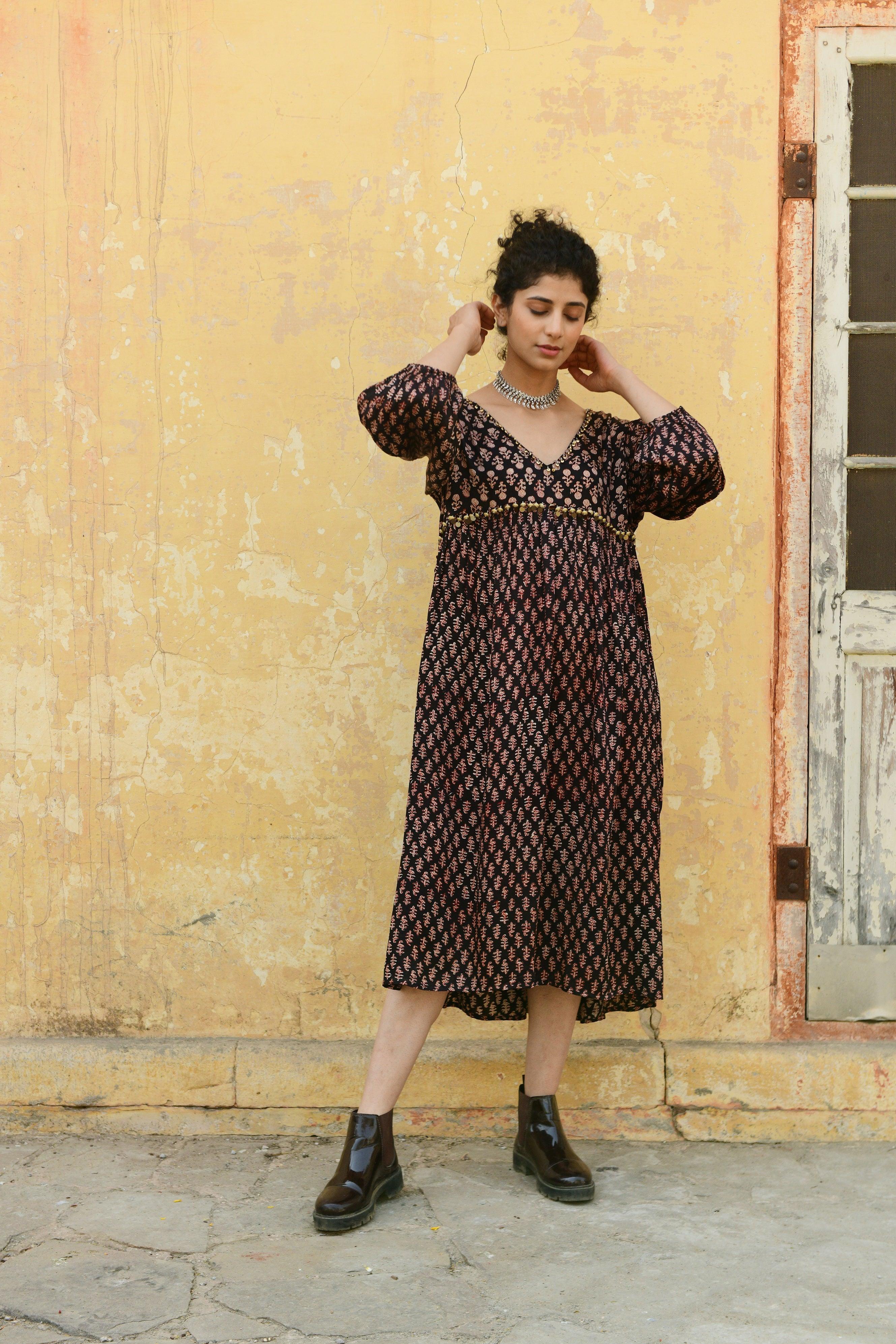 Aaravi Printed Black Dress - Shilpi Handicrafts