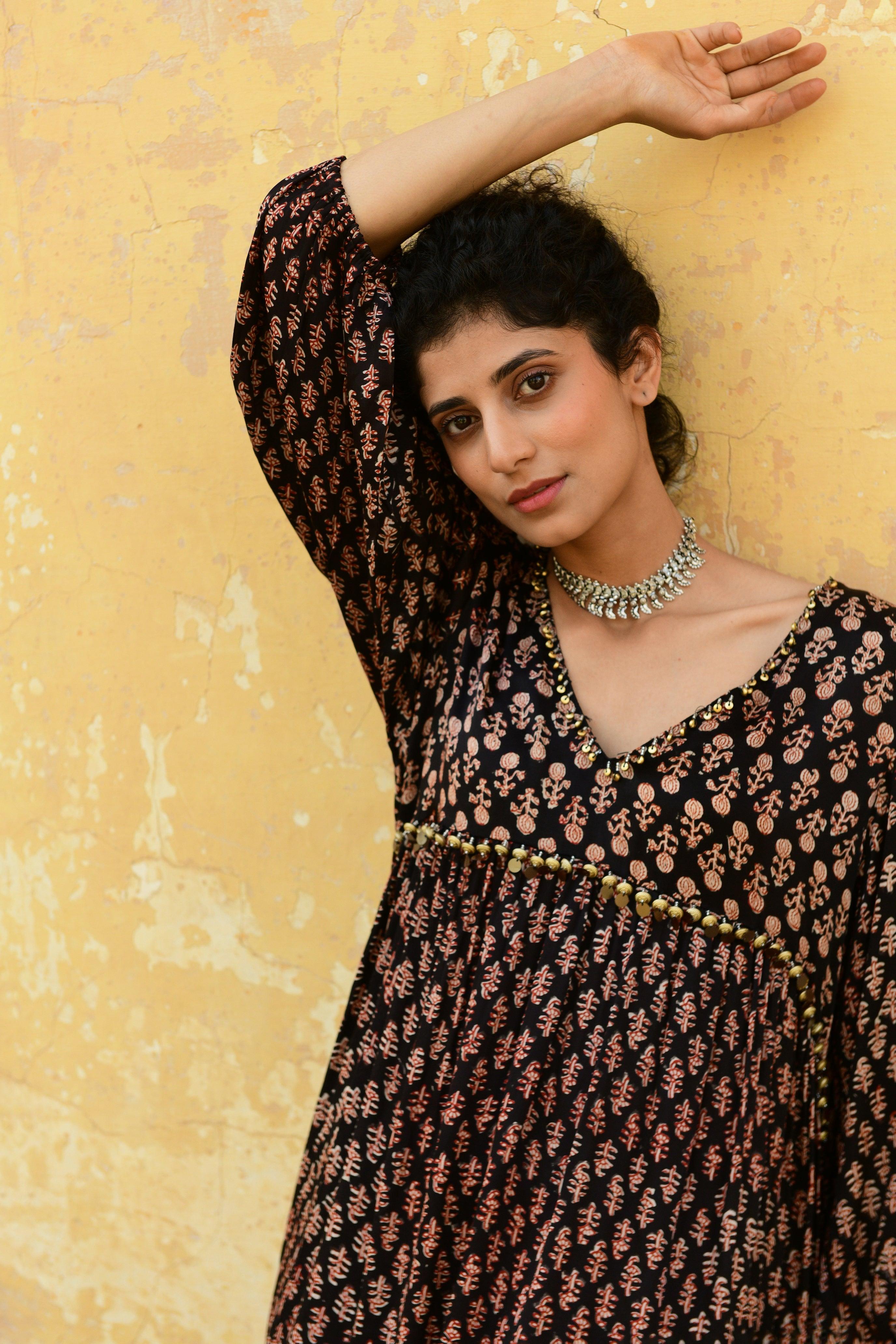 Aaravi Printed Black Dress - Shilpi Handicrafts
