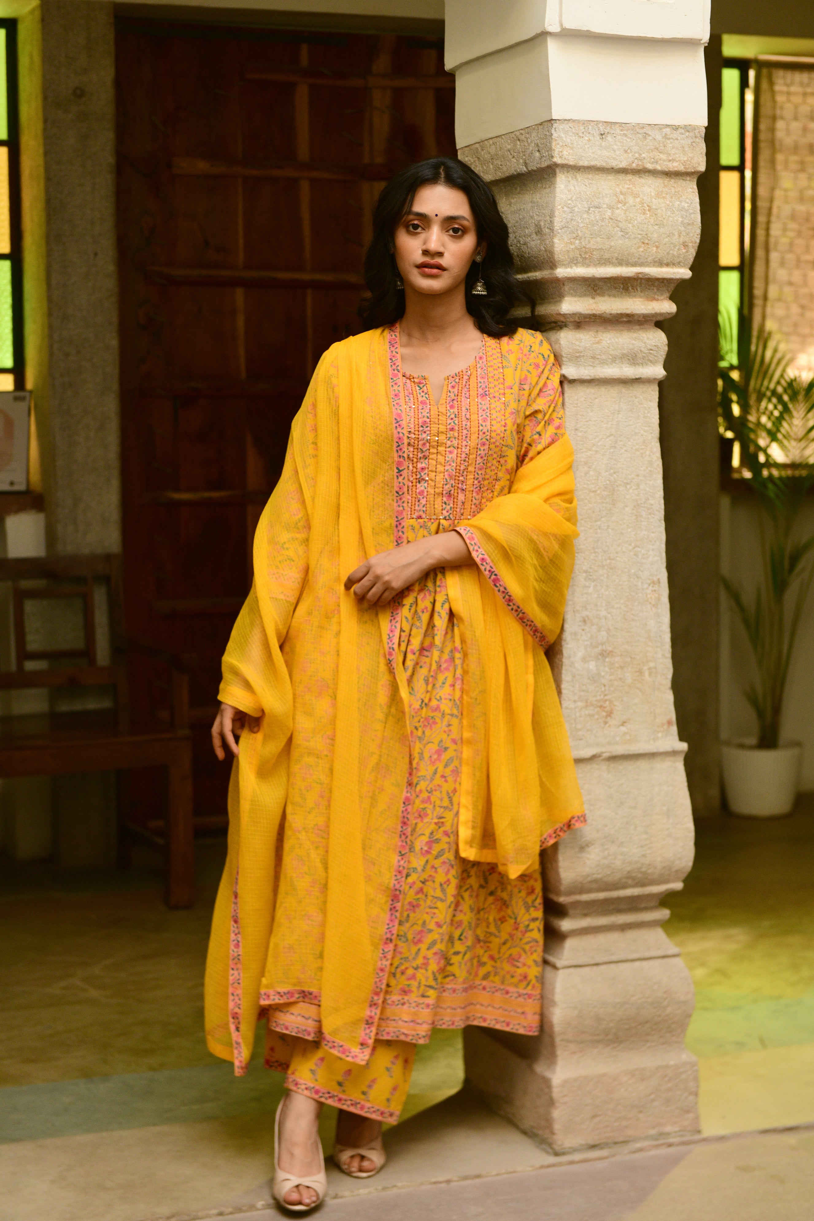 Aaravi Orange Cotton Suit Set - Shilpi Handicrafts