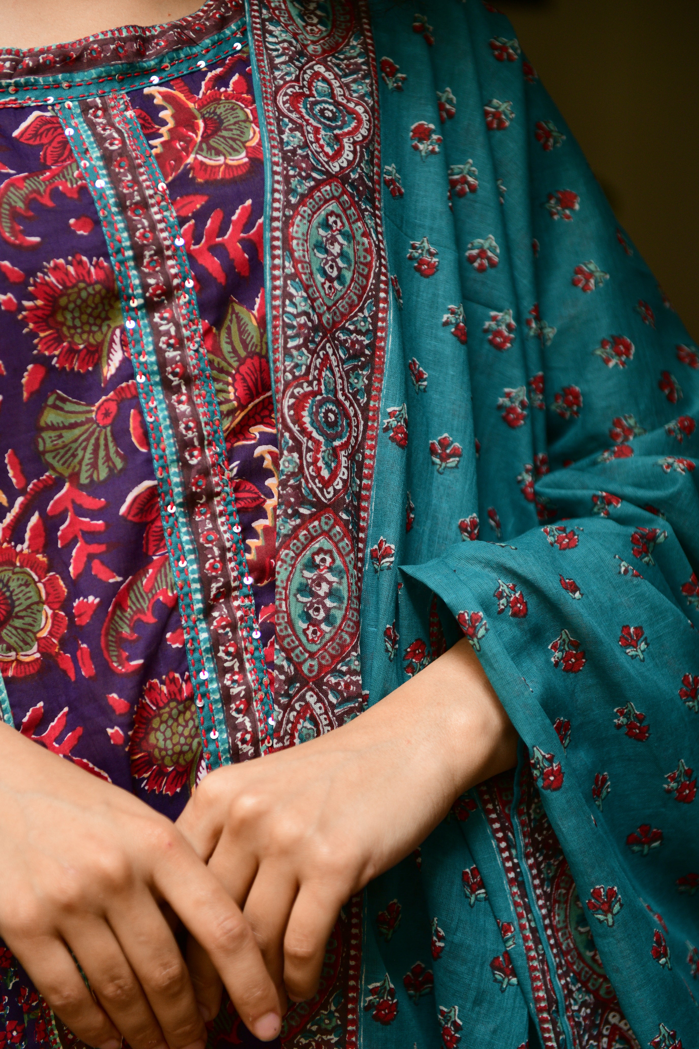Aaravi Teal Hand Block Printed Cotton Suit Set - Shilpi Handicrafts