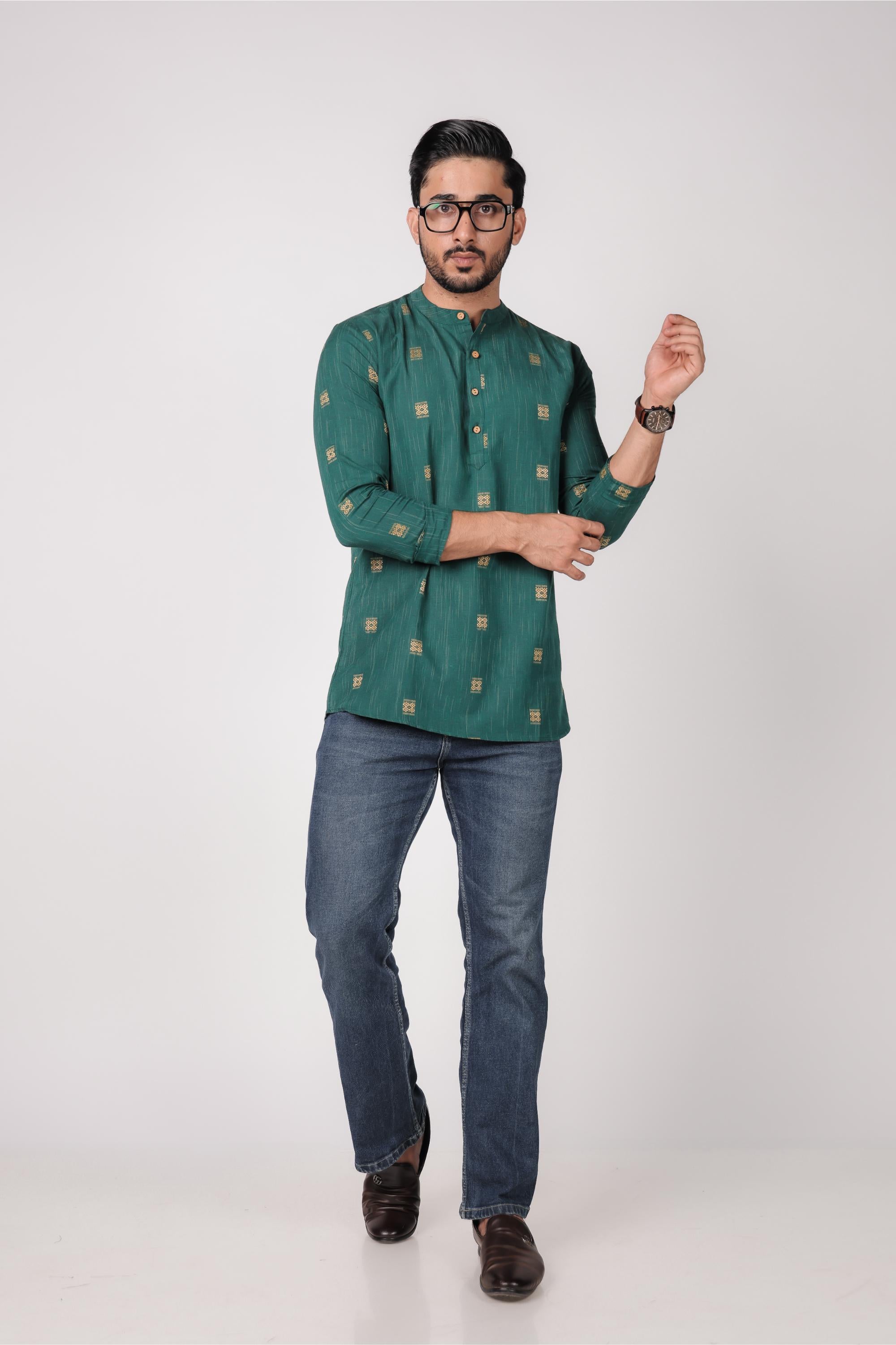 Elegant Green Cotton Blend Short Kurta