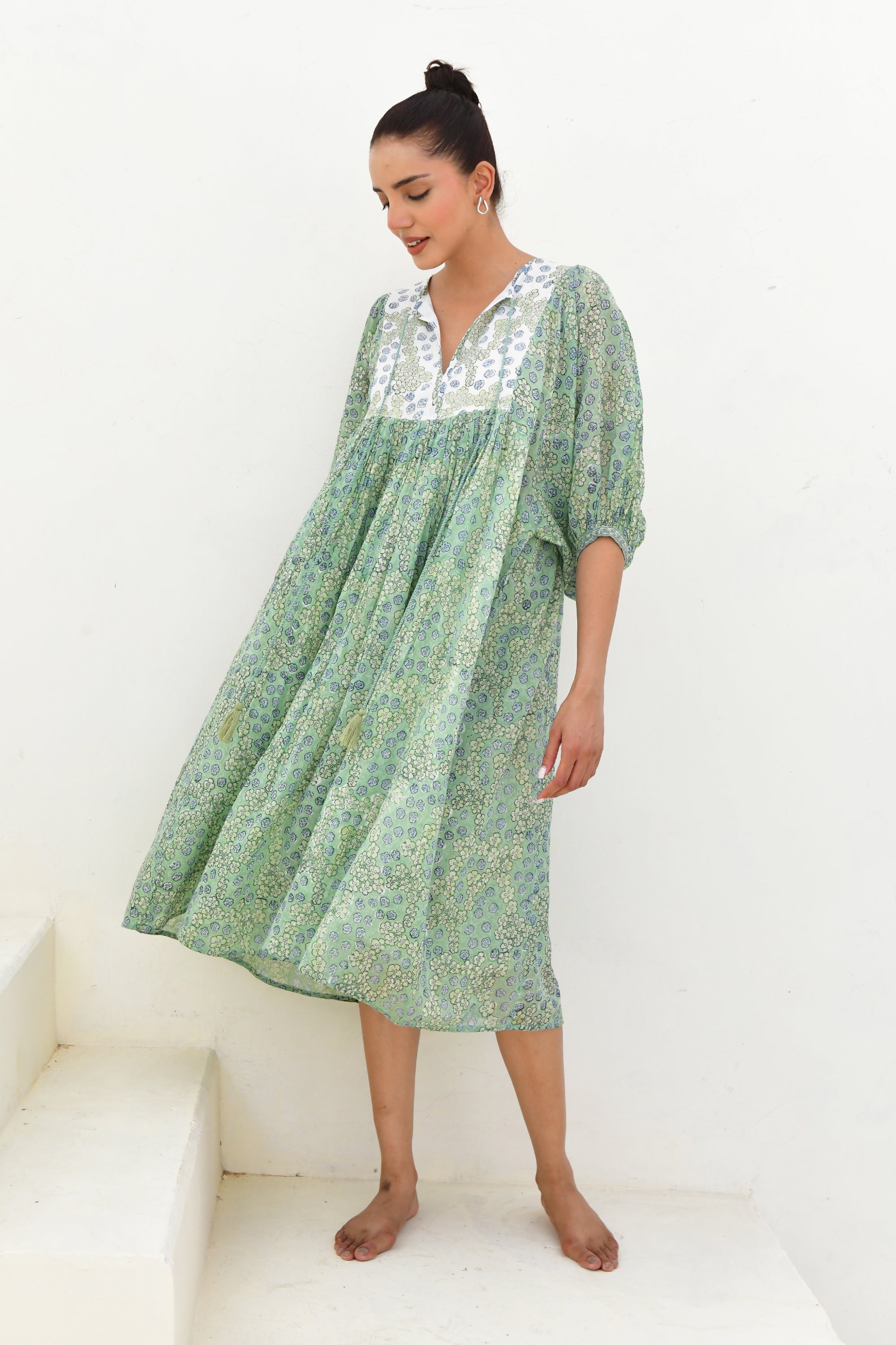 Green & White Hand Block Printed Midi Dress-Set Of 1