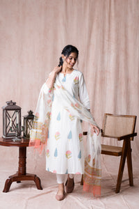 Bandhavi White Printed Suit Set