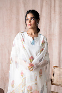 Bandhavi White Printed Suit Set