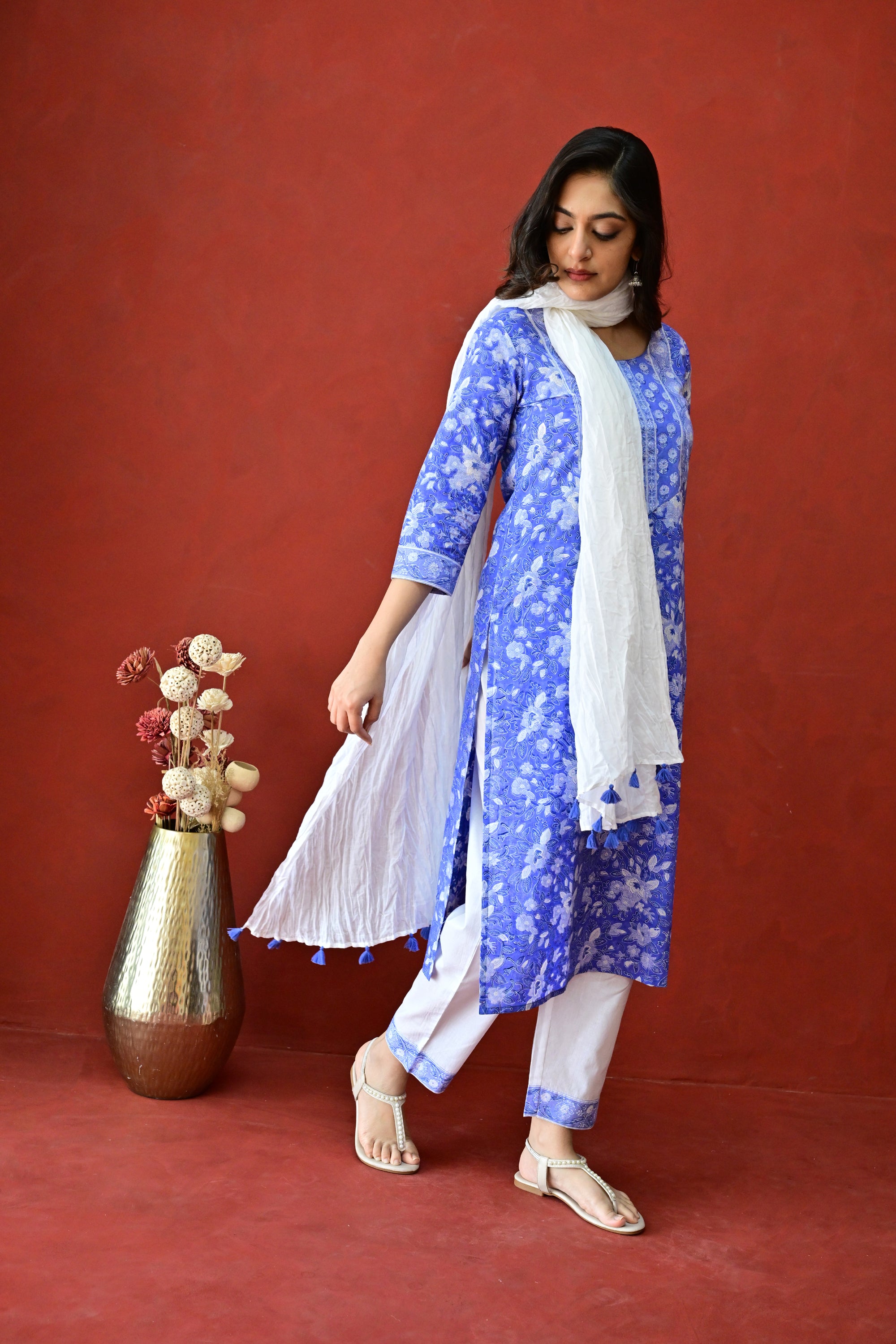 Blue & White Hand Block Embroidered Cotton kurta Pant Set With Mulmul Dupatta