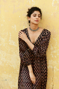 Aaravi Printed Black Dress - Shilpi Handicrafts