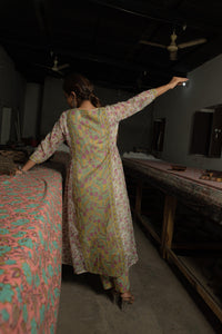 Aadhriti Multicolor Chanderi Kurta Set - Shilpi Handicrafts