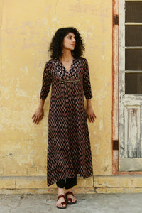 Aaravi Black Kurta Set - Shilpi Handicrafts