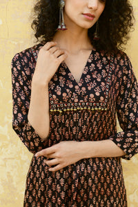 Aaravi Black Kurta Set - Shilpi Handicrafts