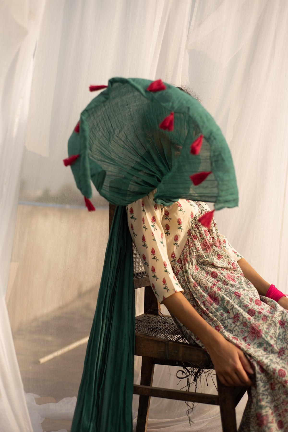 Amaira Jaal-Buti Suit Set - Shilpi Handicrafts