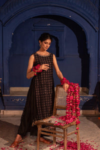 Akriti Straight Kurta Set - Shilpi Handicrafts